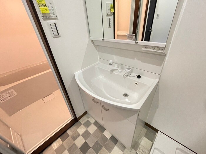 物件内観写真18　(洗面)