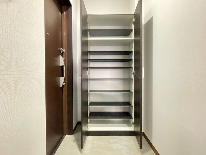 物件内観写真19　(靴箱)