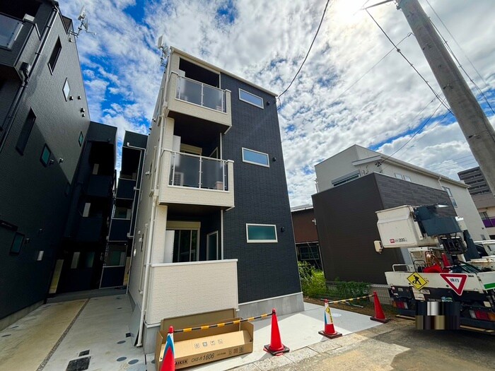 物件外観写真1　(外観写真)