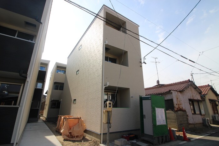 物件外観写真2　(外観写真)