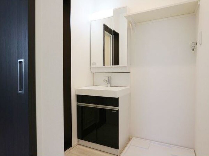 物件内観写真11　(洗面)
