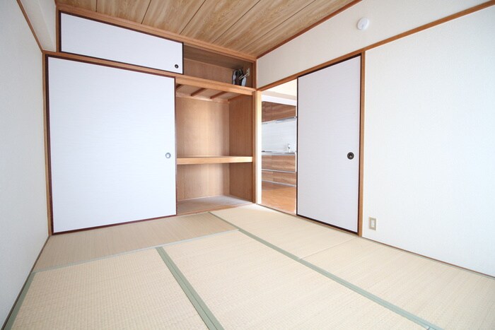 物件内観写真8　(居室)