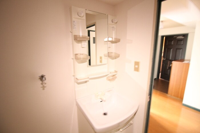 物件内観写真11　(洗面)