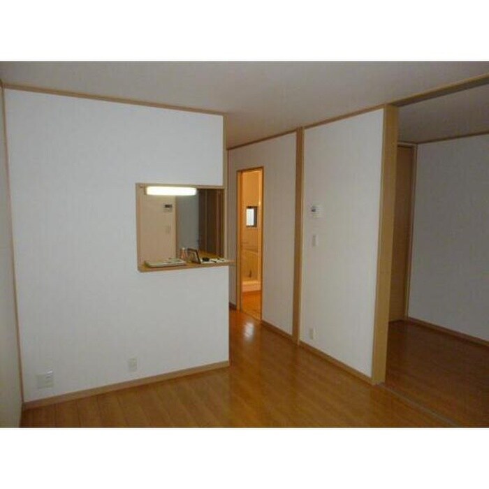 物件内観写真5　(居室)