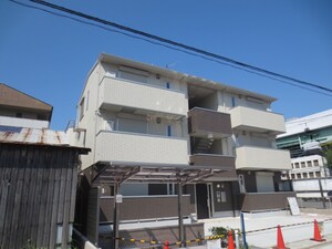 エメ　シャトン外観写真