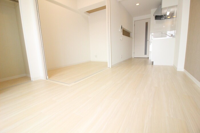 物件内観写真8　(居室)