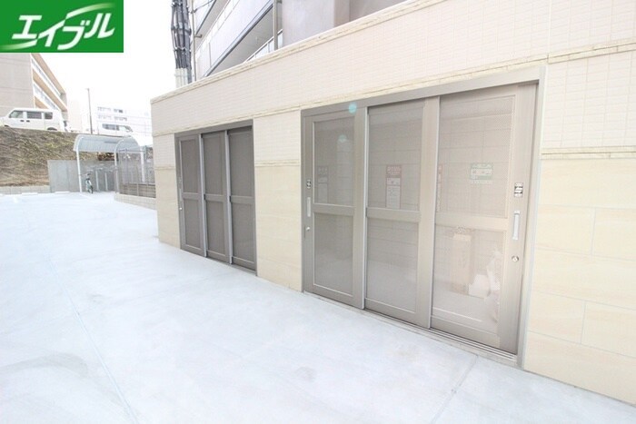 物件外観写真4　(建物設備)