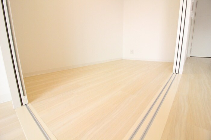 物件内観写真10　(居室)