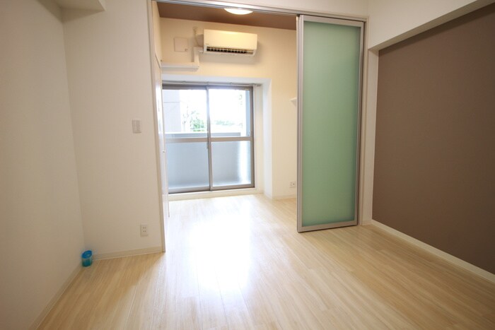 物件内観写真12　(居室)