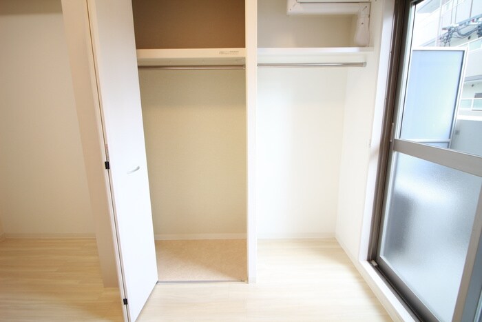 物件内観写真13　(収納)