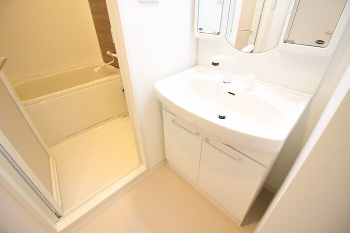 物件内観写真18　(洗面)