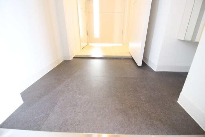 物件内観写真21　(玄関)