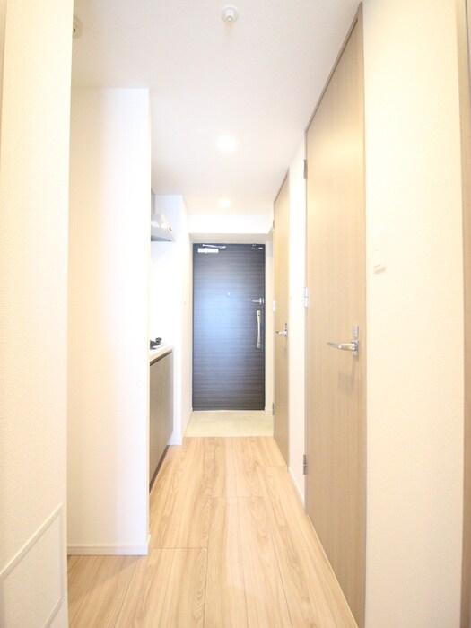 物件内観写真15　(廊下)