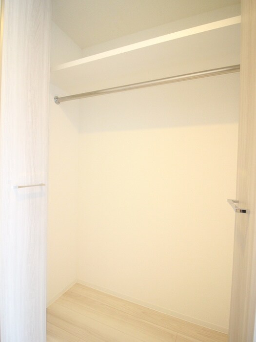 物件内観写真16　(収納)