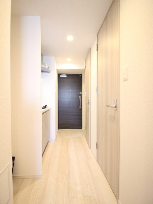 物件内観写真18　(廊下)