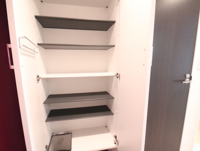 物件内観写真15　(靴箱)