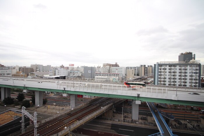 物件内観写真17　(室内からの展望)