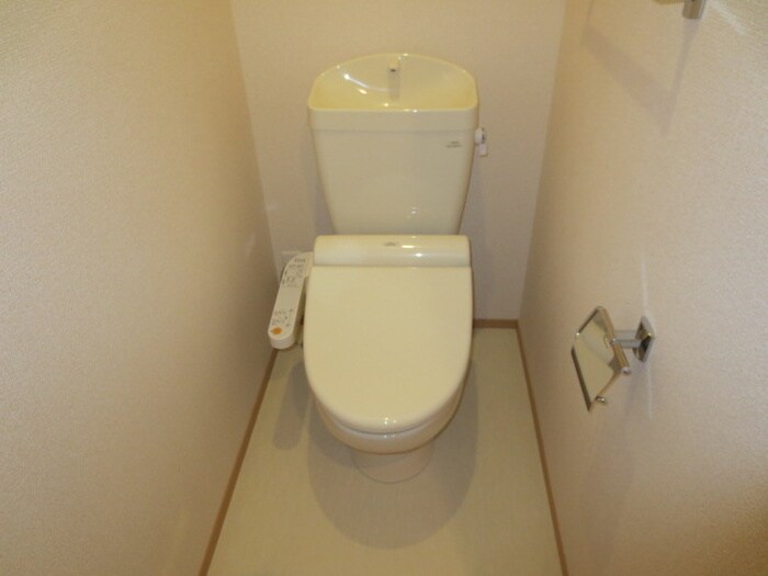 物件内観写真8　(トイレ)