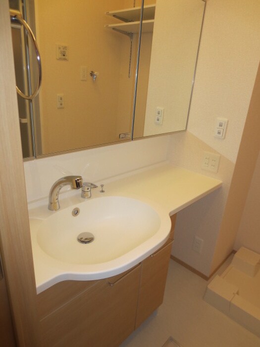 物件内観写真10　(洗面)