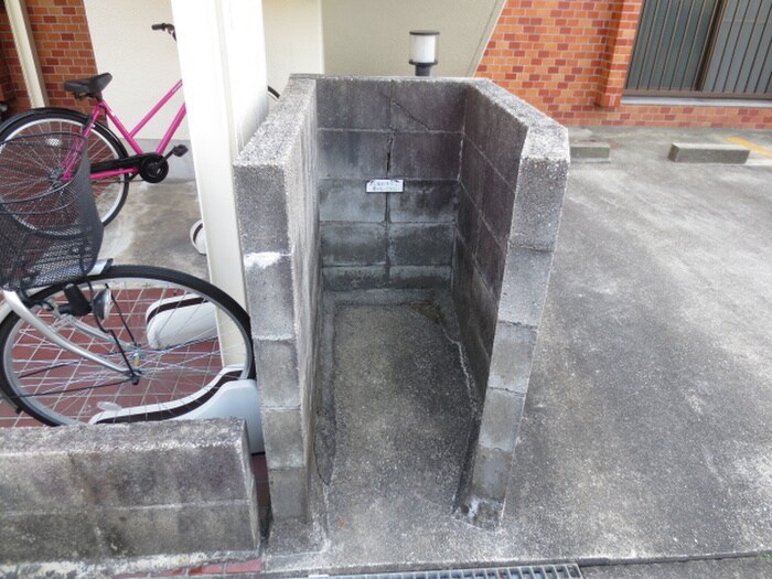 物件外観写真5　(建物設備)