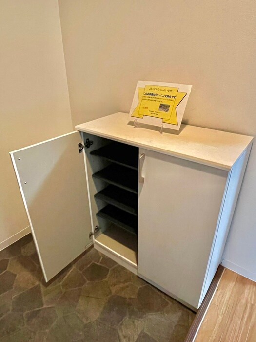 物件内観写真16　(靴箱)