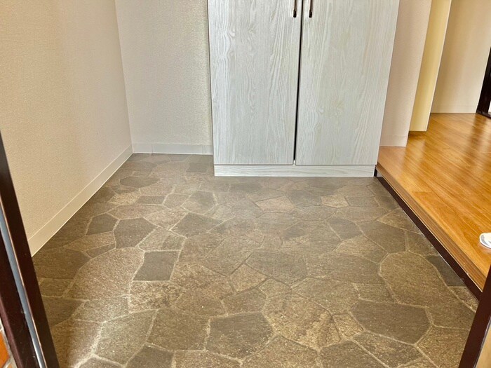 物件内観写真17　(玄関)