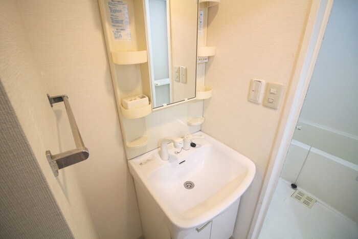 物件内観写真12　(洗面)