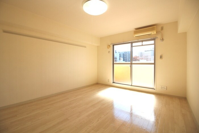 物件内観写真16　(居室)