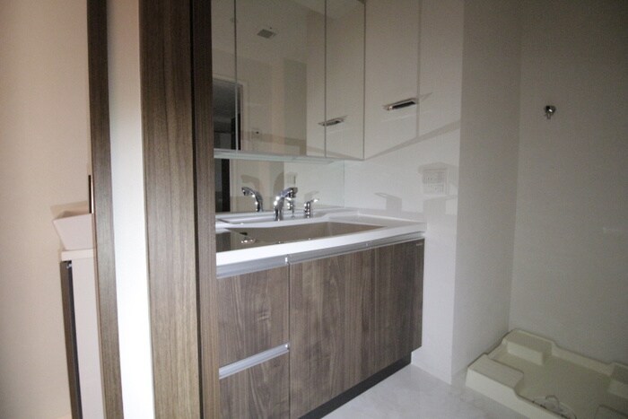 物件内観写真10　(洗面)