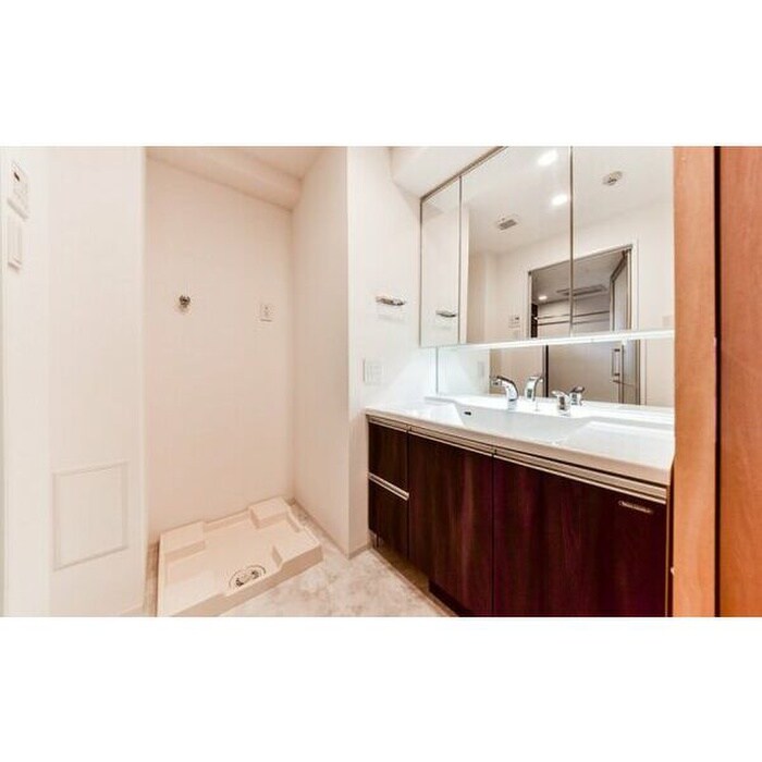 物件内観写真12　(洗面)