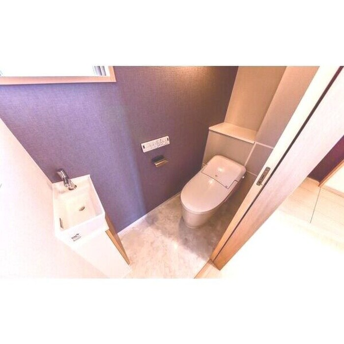 物件内観写真14　(トイレ)