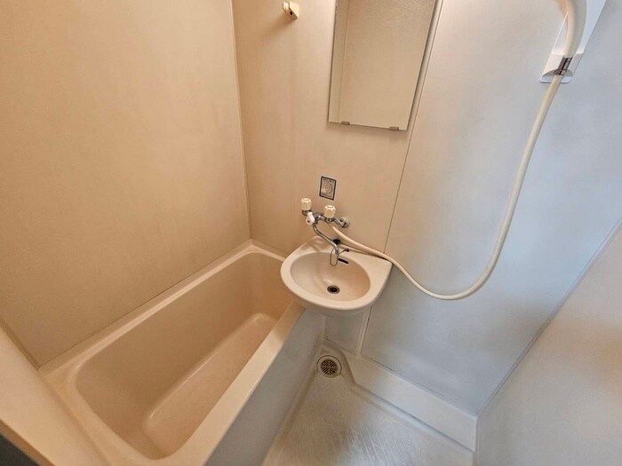 物件内観写真8　(バス／シャワールーム等)
