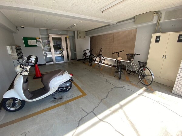 駐輪場
