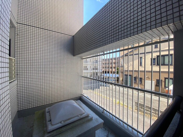 物件内観写真15　(室内からの展望)