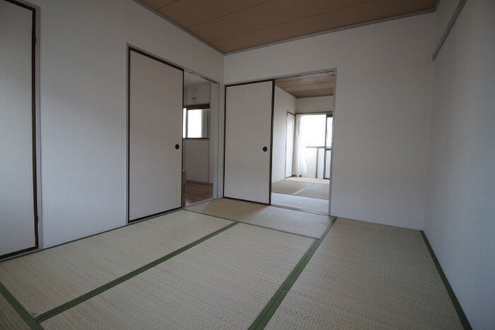 物件内観写真7　(居室)