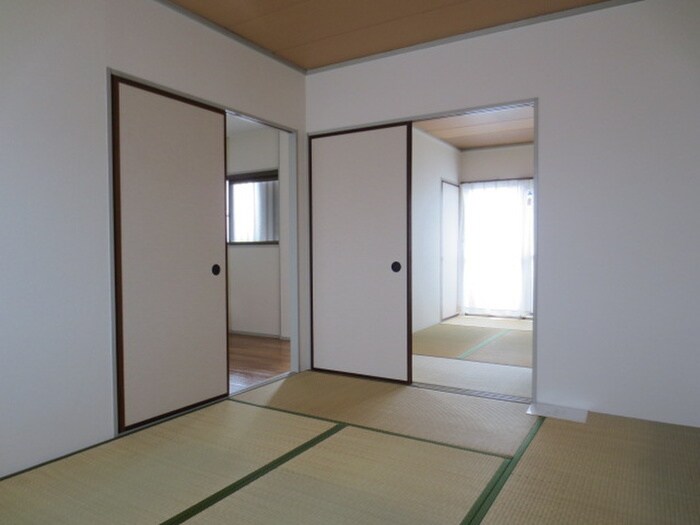 物件内観写真18　(居室)