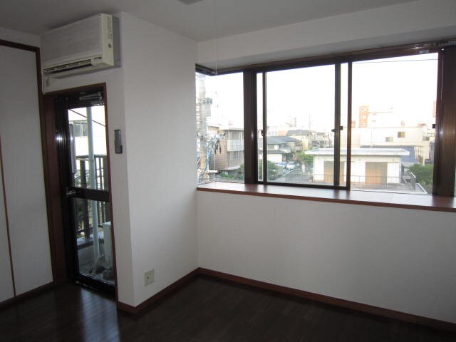 物件内観写真13　(居室)