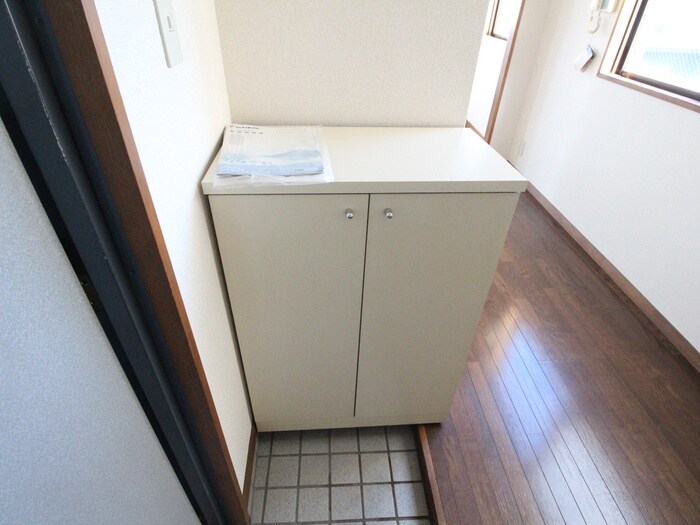 物件内観写真16　(靴箱)