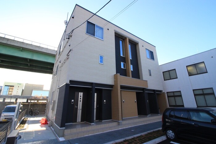 物件外観写真1　(外観写真)