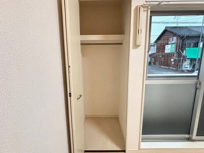 物件内観写真12　(収納)