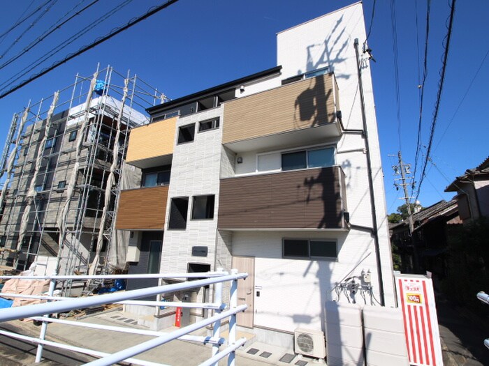 物件外観写真6　(外観写真)