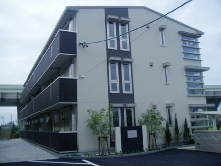 ラ・グラシューズ外観写真