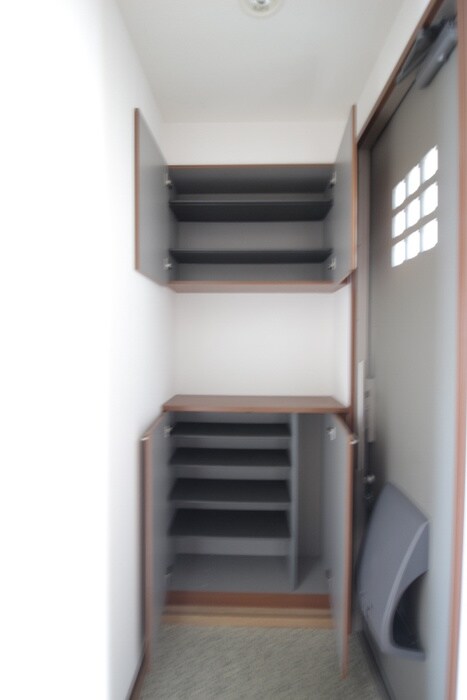 物件内観写真17　(靴箱)