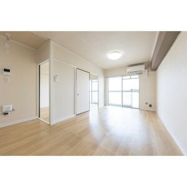 物件内観写真11　(内観写真)