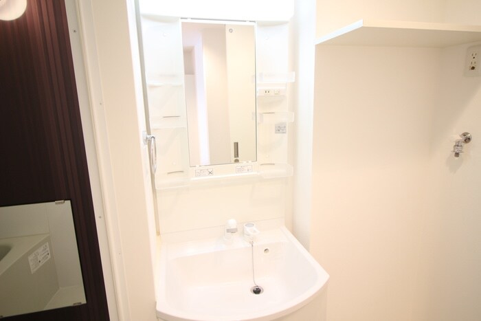 物件内観写真12　(洗面)