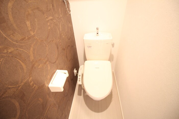 物件内観写真15　(トイレ)