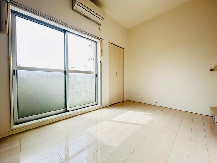 物件内観写真21　(居室)