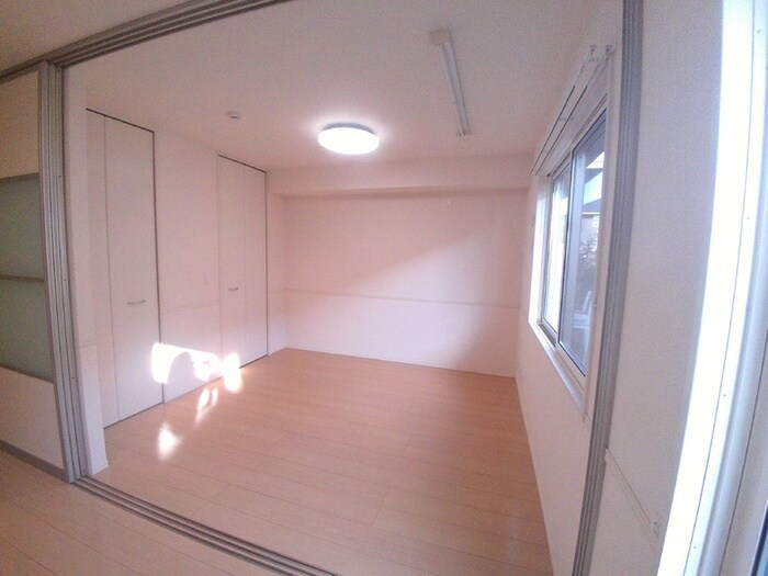 物件内観写真15　(居室)