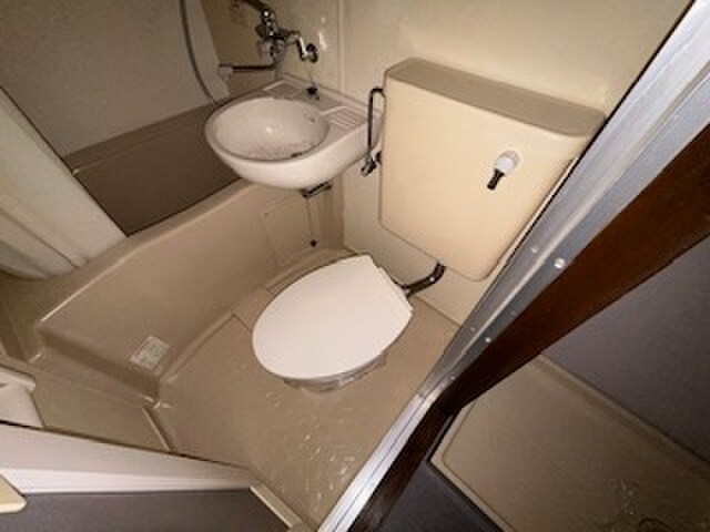 物件内観写真14　(トイレ)