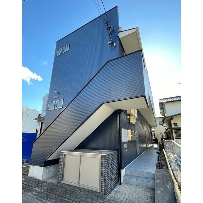 物件外観写真1　(外観写真)